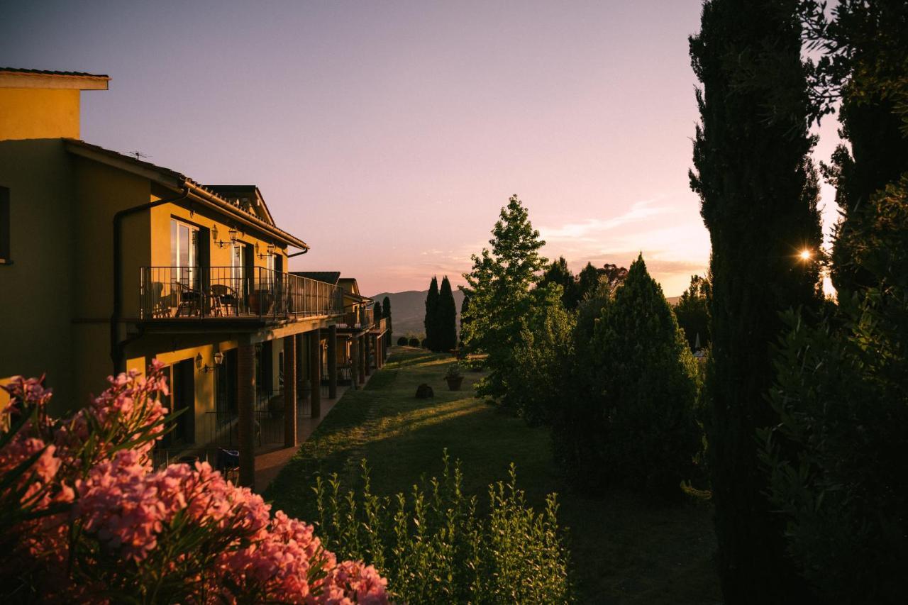 Fattoria Degli Usignoli Guest House San Donato in Fronzano Екстериор снимка