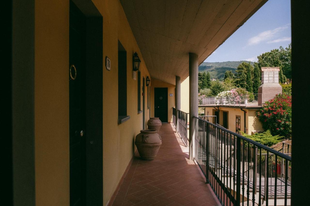 Fattoria Degli Usignoli Guest House San Donato in Fronzano Екстериор снимка